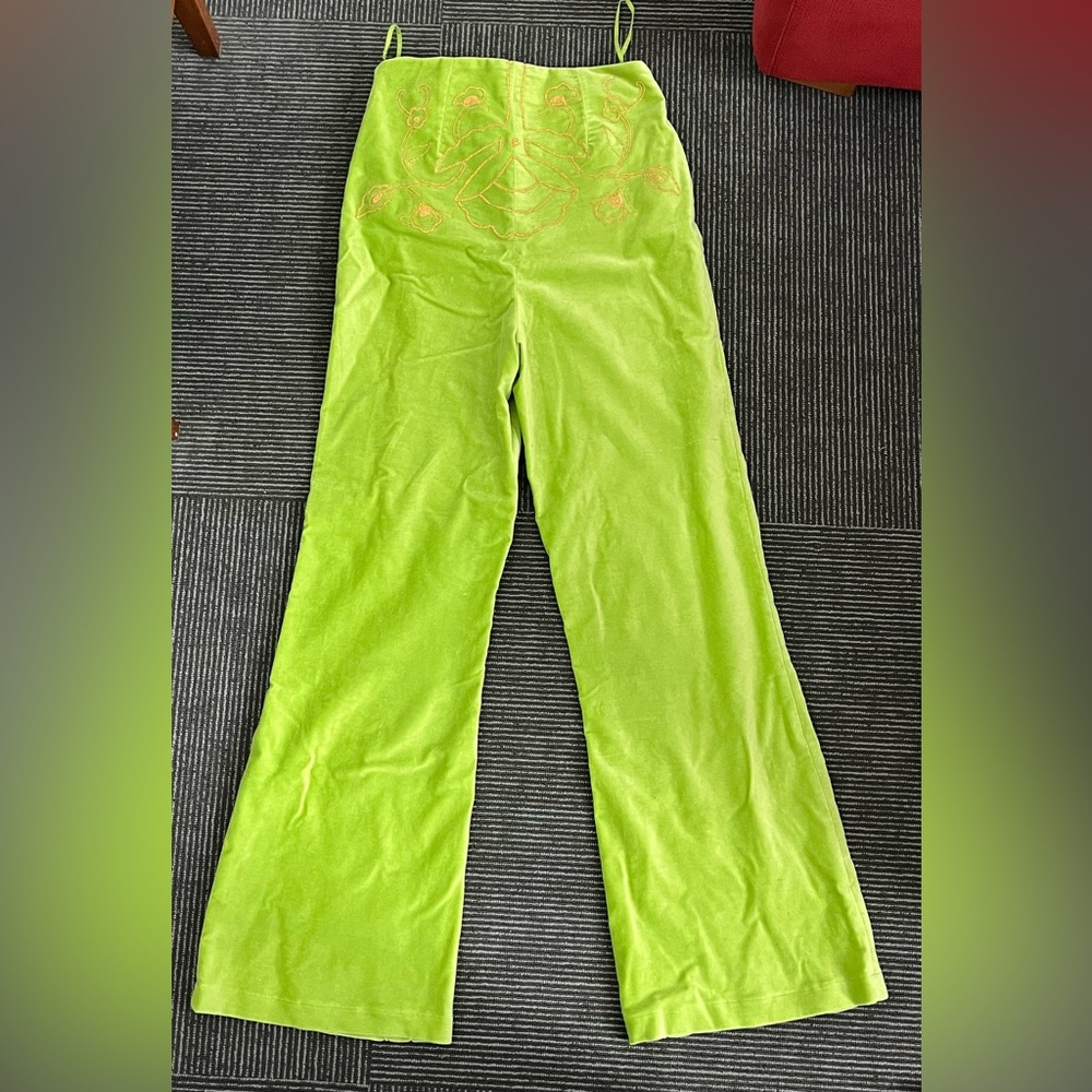 The Hippie Shake Like Dreamers Do Green Velvet Pants - Picture 4 of 6